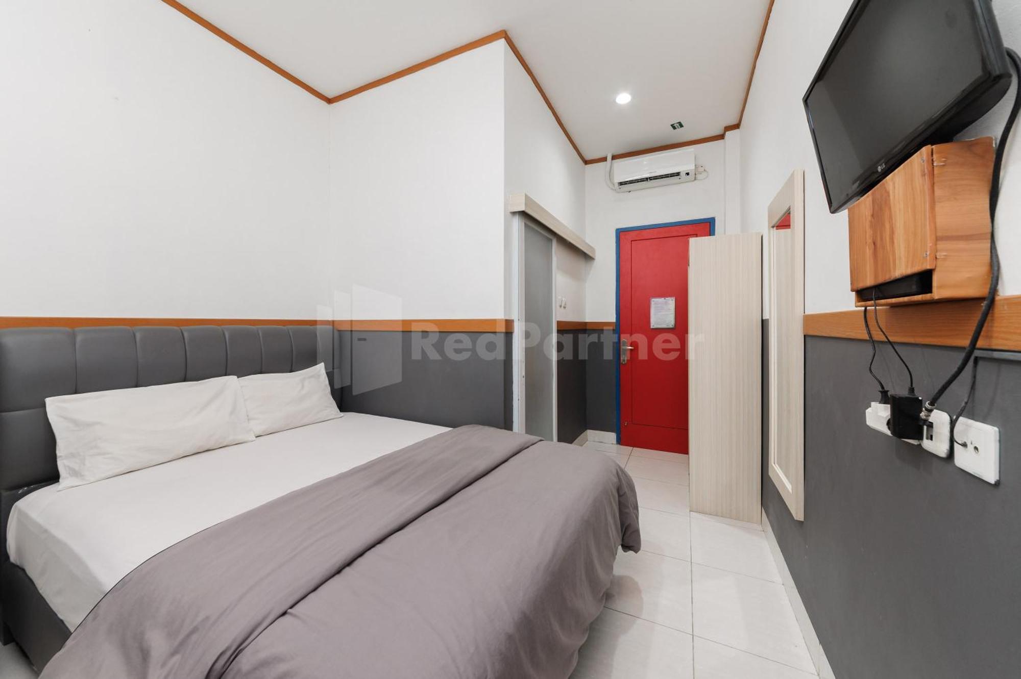 Ian Hotel Jaksa Mitra Reddoorz Jakarta Luaran gambar