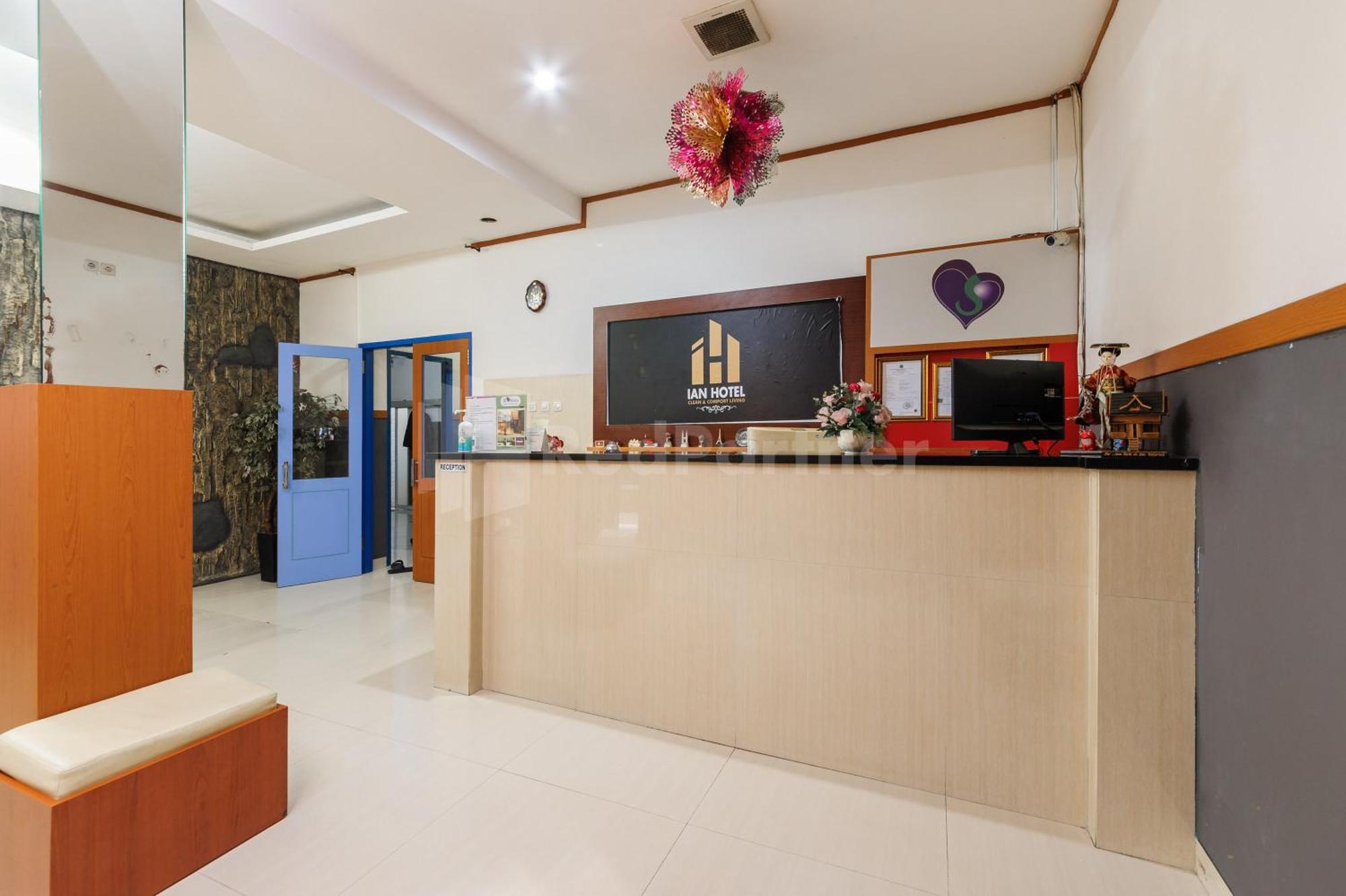 Ian Hotel Jaksa Mitra Reddoorz Jakarta Luaran gambar