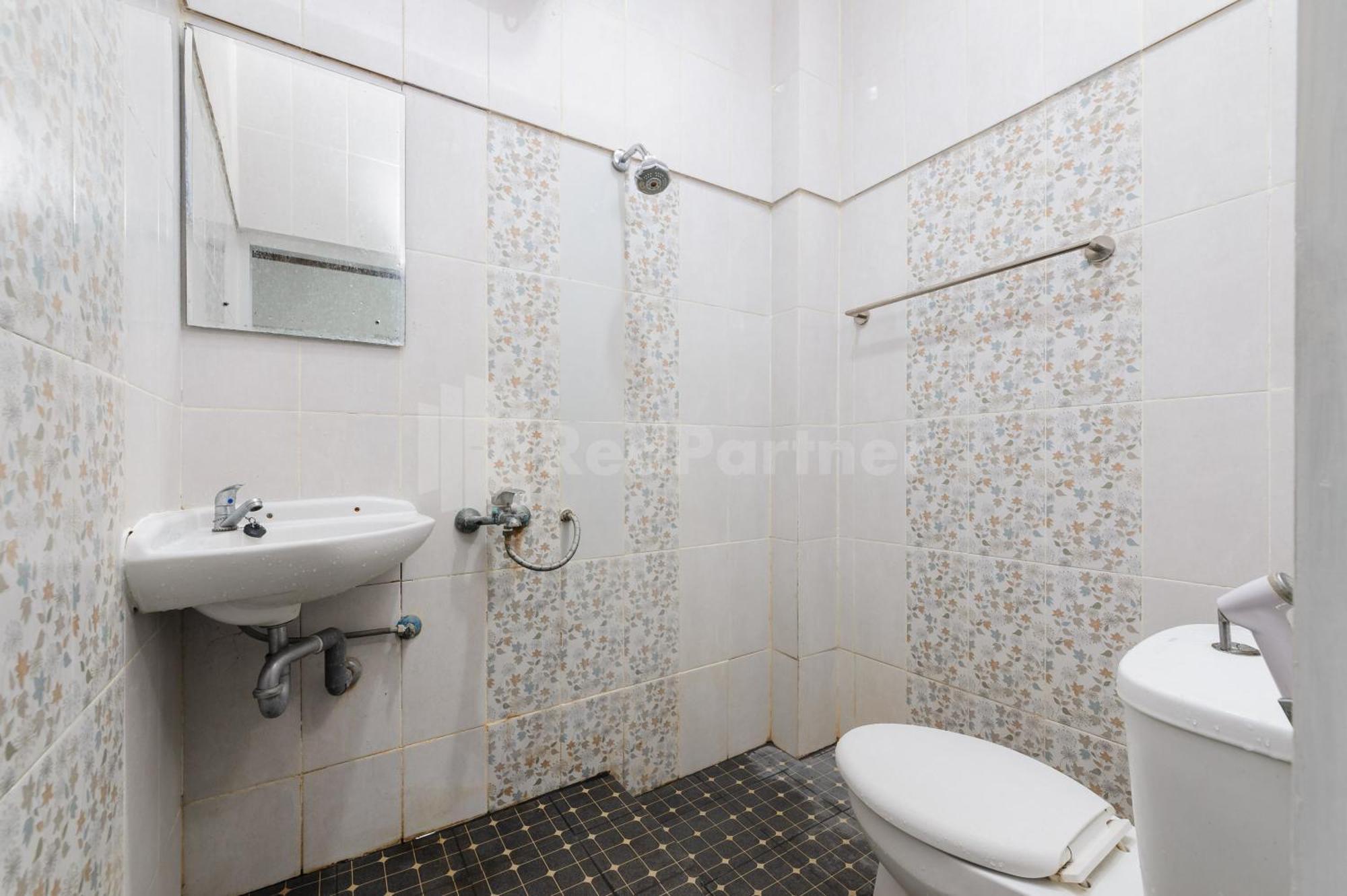Ian Hotel Jaksa Mitra Reddoorz Jakarta Luaran gambar